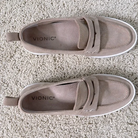 VIONIC Uptown Suede Loafers beige Sz 7 packable - Picture 5 of 10